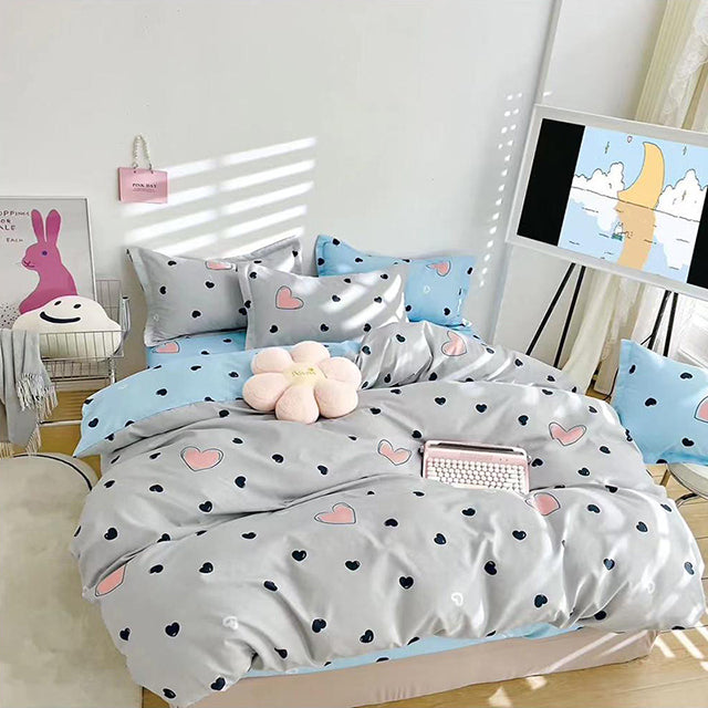 Спално бельо от 100% памук – сиво с розови и черни сърца
