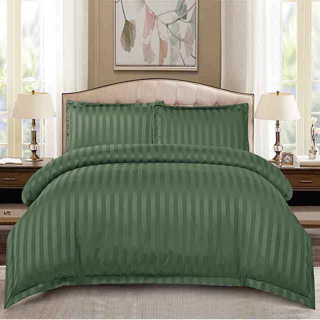 Едноцветно спално бельо с ластик - тъмнозелен цвят с райе