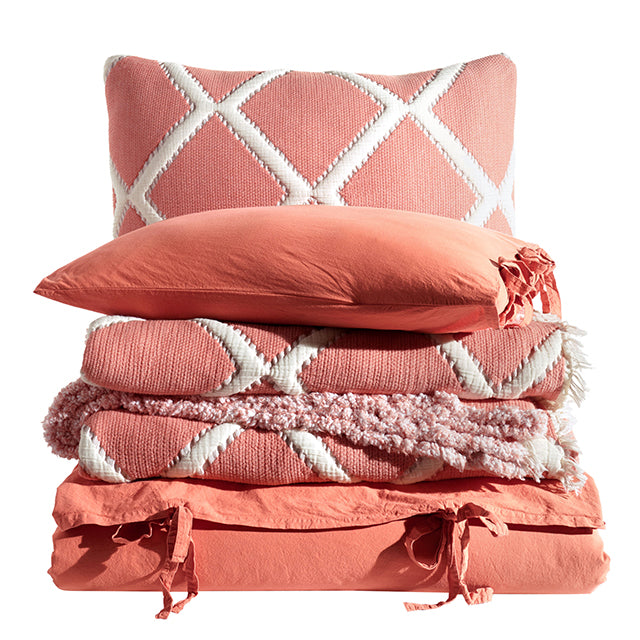 Луксозно спално бельо с покривало и бродерия - Gracia Caramiziu