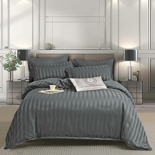 Едноцветно спално бельо с ластик 6 части - цвят графит с райе