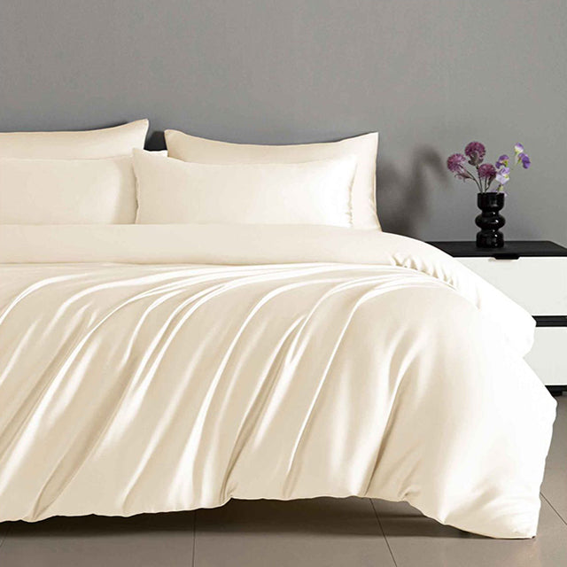 Луксозно спално бельо с ластик от памучен сатен - цвят бял крем