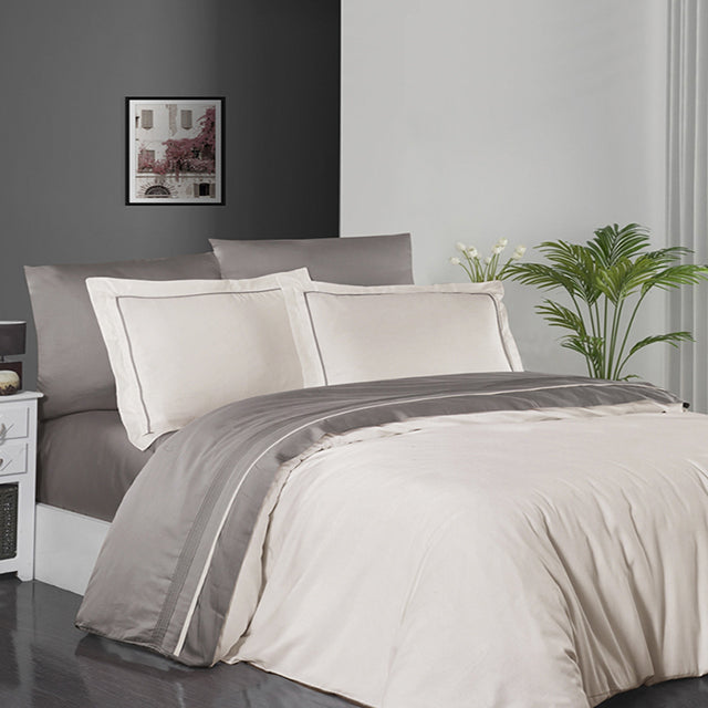 Спално бельо от VIP памучен сатен - екрю и сиво