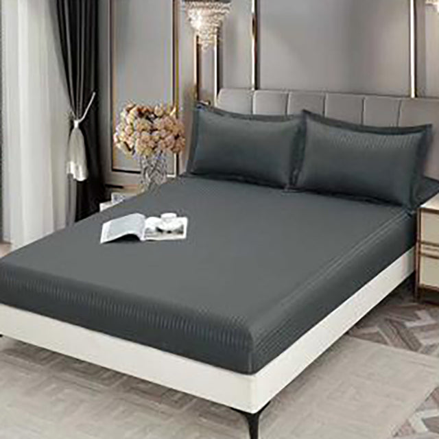 Едноцветно спално бельо с ластик - тъмносиво с райе