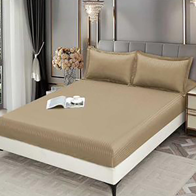 Едноцветно спално бельо с ластик - бежово с райе