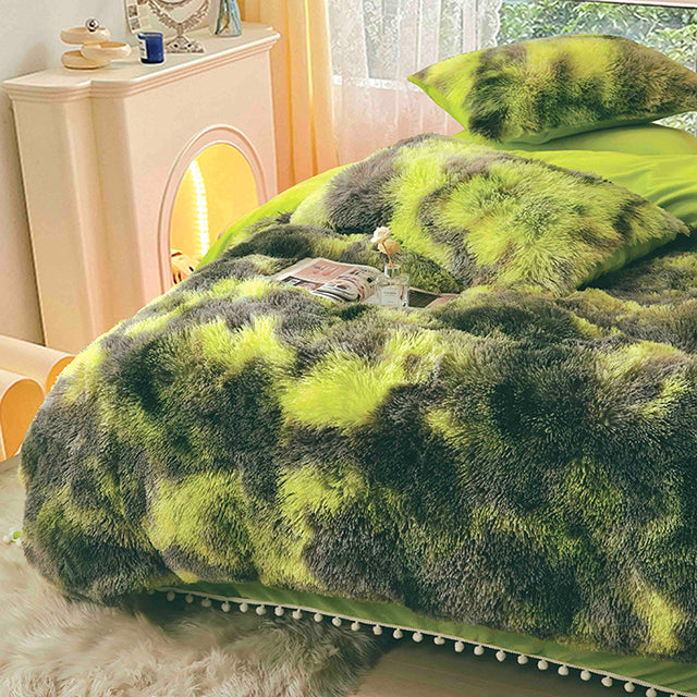 Едноцветен пухкав спален комплект Shaggy – петнисто зелено и черно