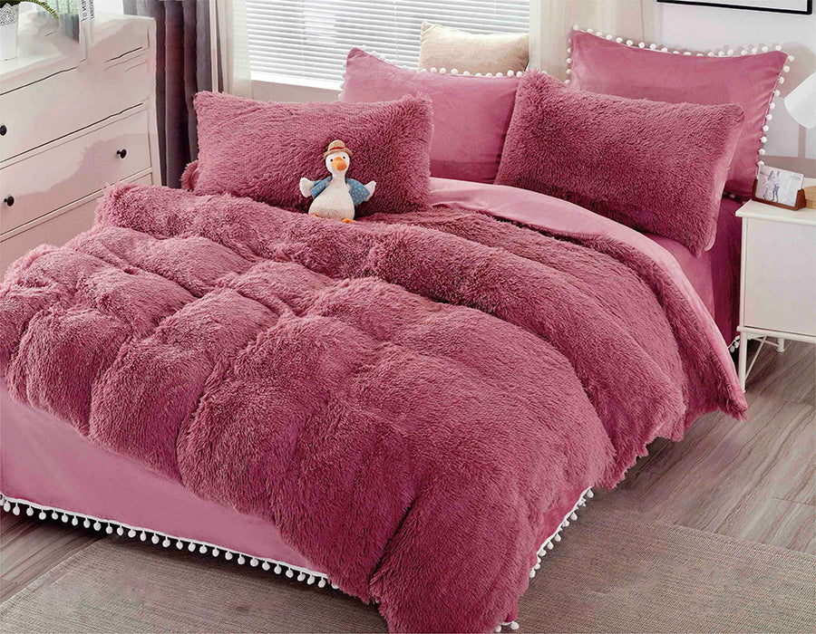 Едноцветен пухкав спален комплект Shaggy – антично розово
