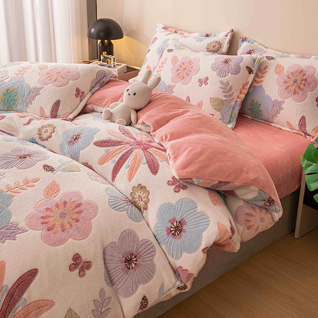 Спално бельо с ластик Cocolino – цвят крем с красиви цветя