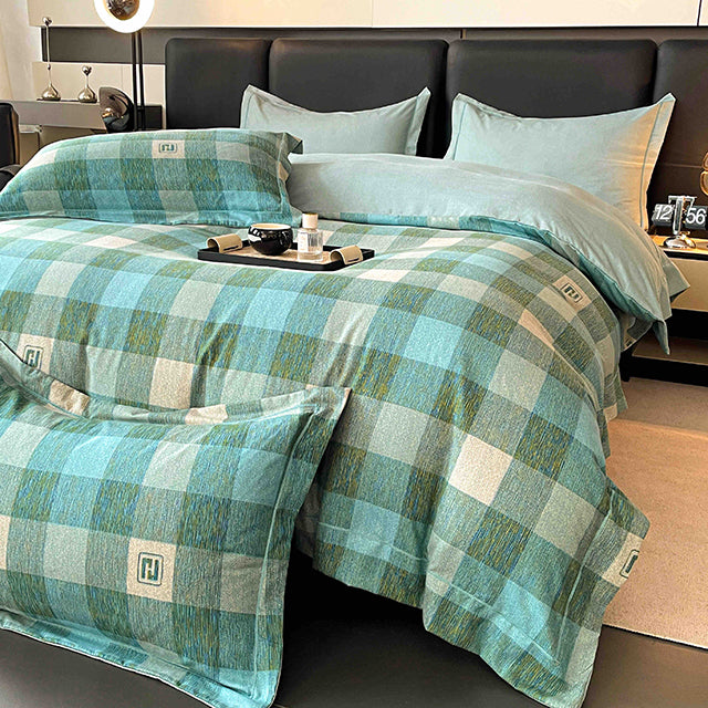 Спално бельо от бархет с ластик - светлозелено с квадратчета