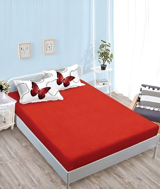 Спално бельо с ластик - бяло и червено с пеперуди и кръгове