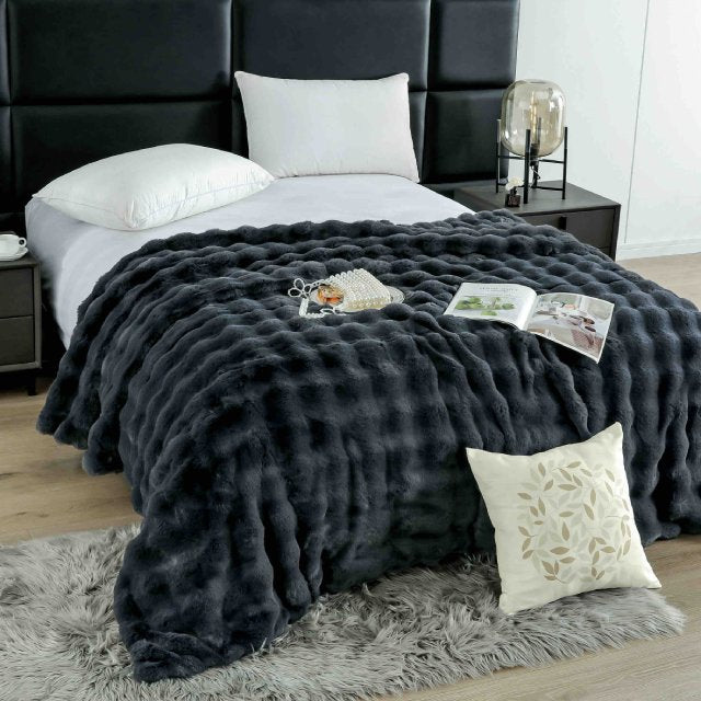 Луксозно одеяло с изкуствен заешки косъм – графит – FB1-07