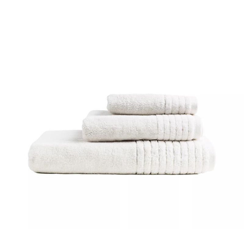 Кърпа Mika Exclusive – бяла