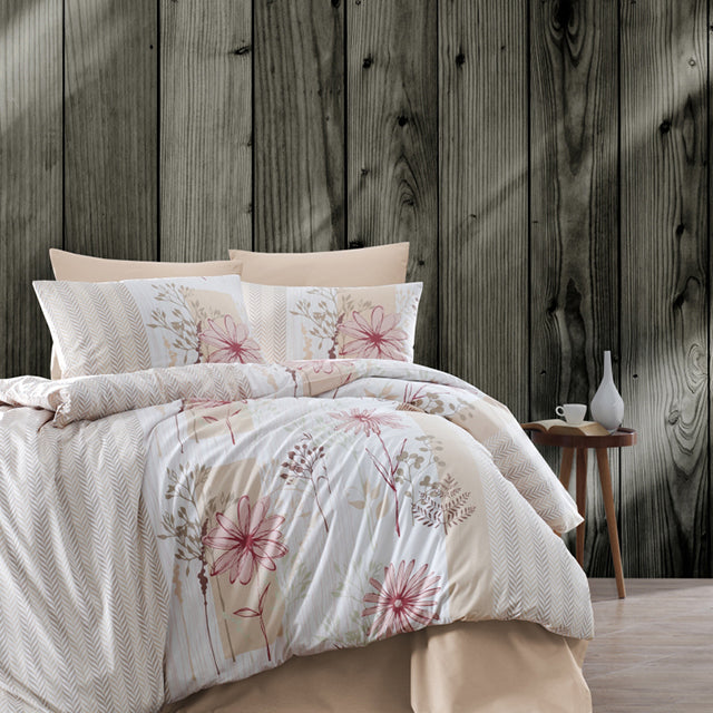 Спално бельо от ранфорс памук – бяло и бежово с цветя