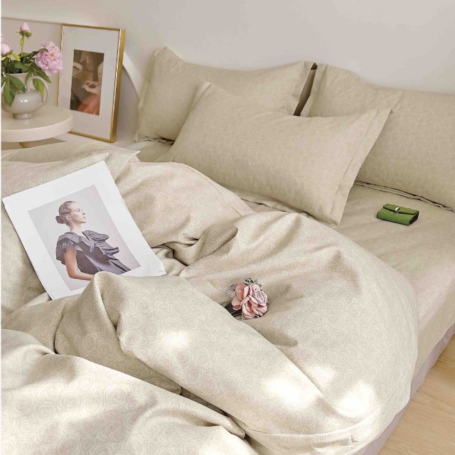 Спално бельо с ластик - зелено с рози - F7-209