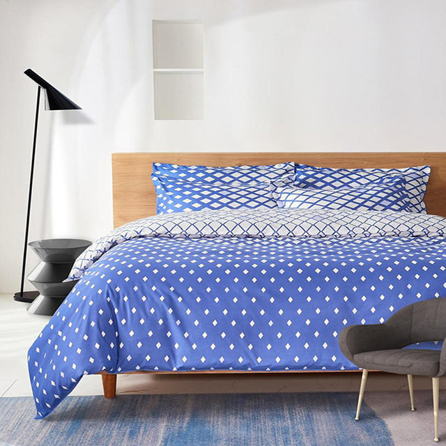 Единично спално бельо от 100% памук – синьо и бяло с ромбоиди