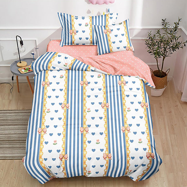 Единично спално бельо с ластик – екрю със сини райета и сърца