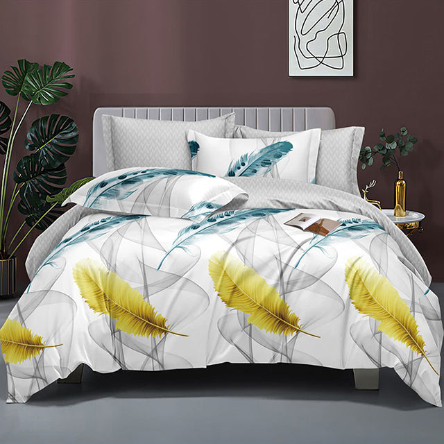 Спално бельо от поликотън – бяло и сиво с жълти и сини пера