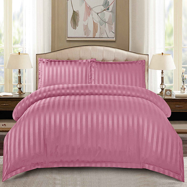 Едноцветно спално бельо с ластик - тъмнорозов цвят с райе