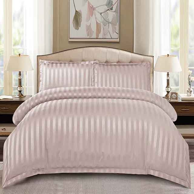 Едноцветно спално бельо с ластик - светлобежов цвят с райе