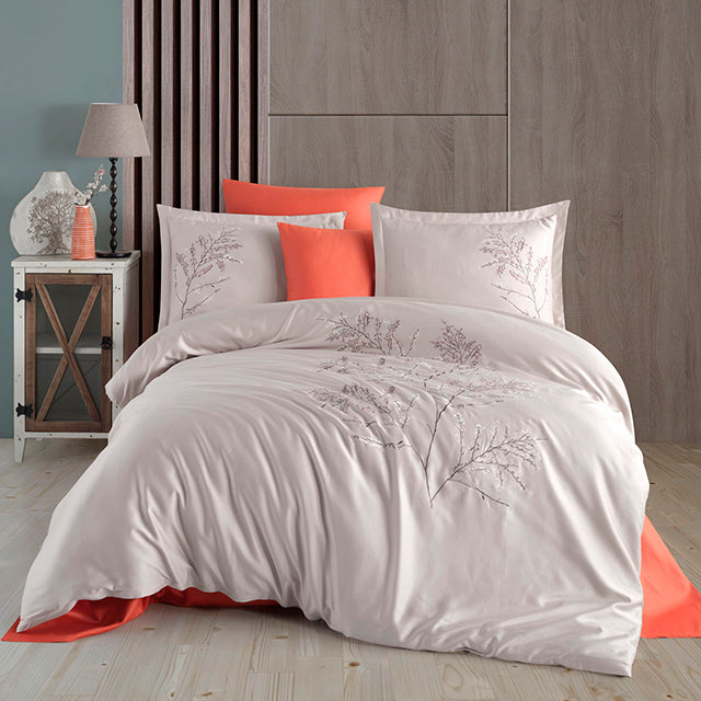 Луксозно спално бельо от бамбук с бродерия - Blesk - Bej 