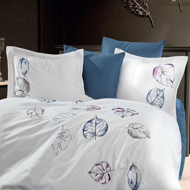 Луксозно спално бельо от бамбук с бродерия - Cinar