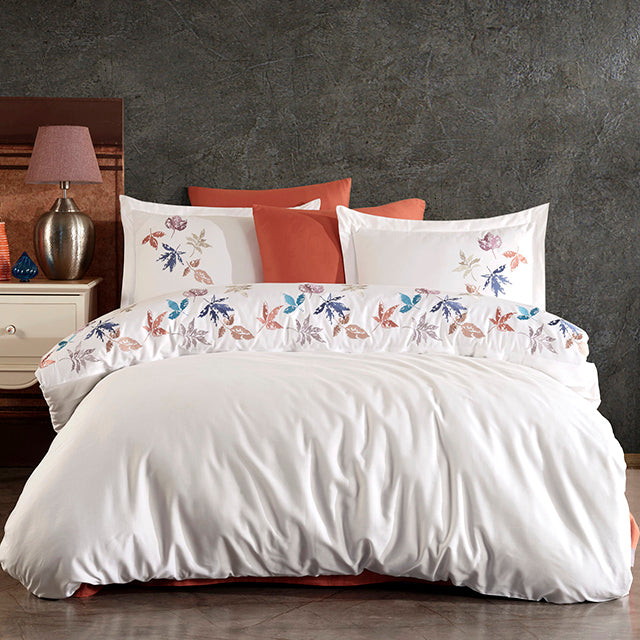 Луксозно спално бельо от бамбук с бродерия - Hazan