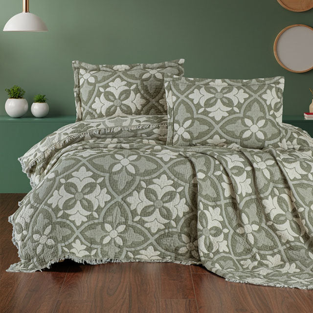 Луксозна кувертюра от 3 части - PANDORA GREEN 