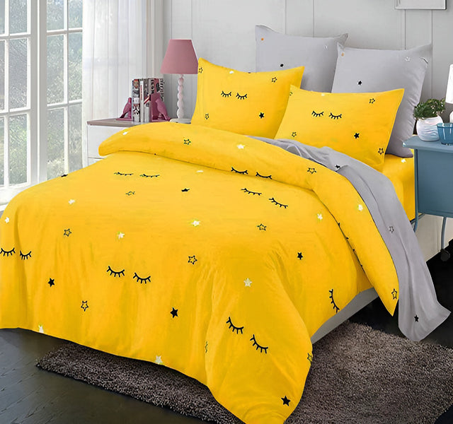 Спално бельо с ластик от 100% памук – жълто и сиво с мигли и звезди