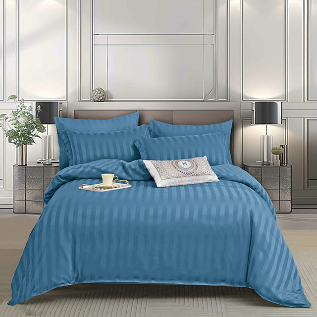 Едноцветно спално бельо с ластик 6 части - синьо с райе - CE2-14