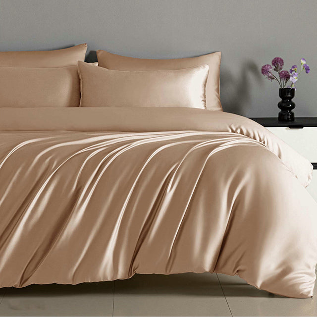 Луксозно спално бельо с ластик от памучен сатен - светлокафяв цвят 