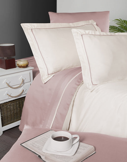 Спално бельо от VIP памучен сатен - екрю и розово