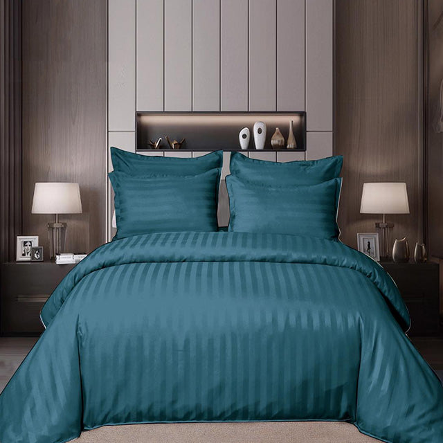 Едноцветно спално бельо от 6 части с ластик - тъмносиньо с райе