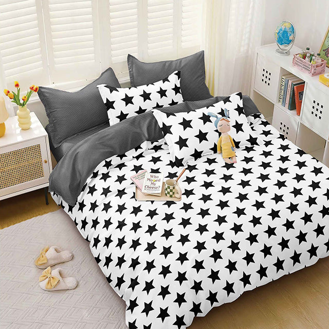 Спално бельо с ластик от 100% памук – бяло и сиво с черни звездички