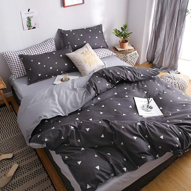 Спално бельо с ластик от 100% памук – тъмносиво с триъгълници
