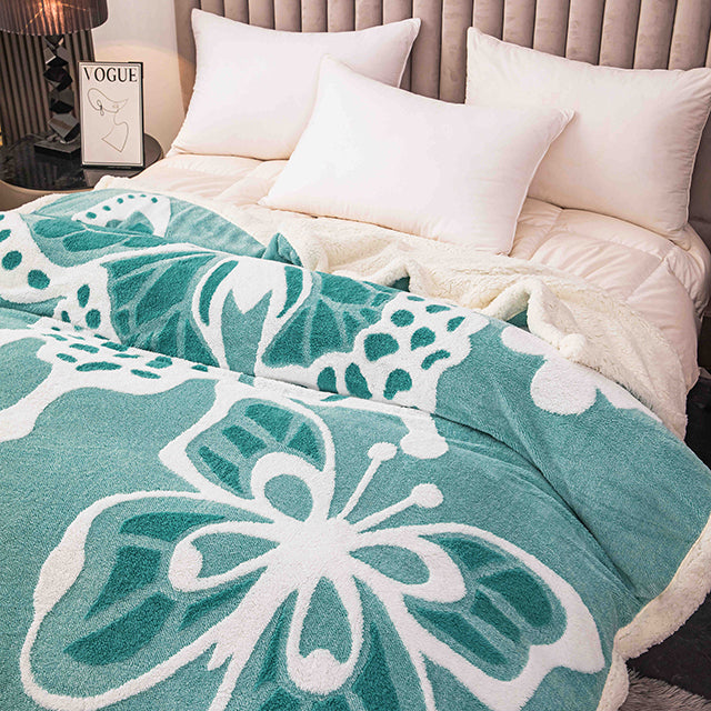 Плюшено 3D одеяло - Цвят тюркоаз с пеперуди - F3D-02