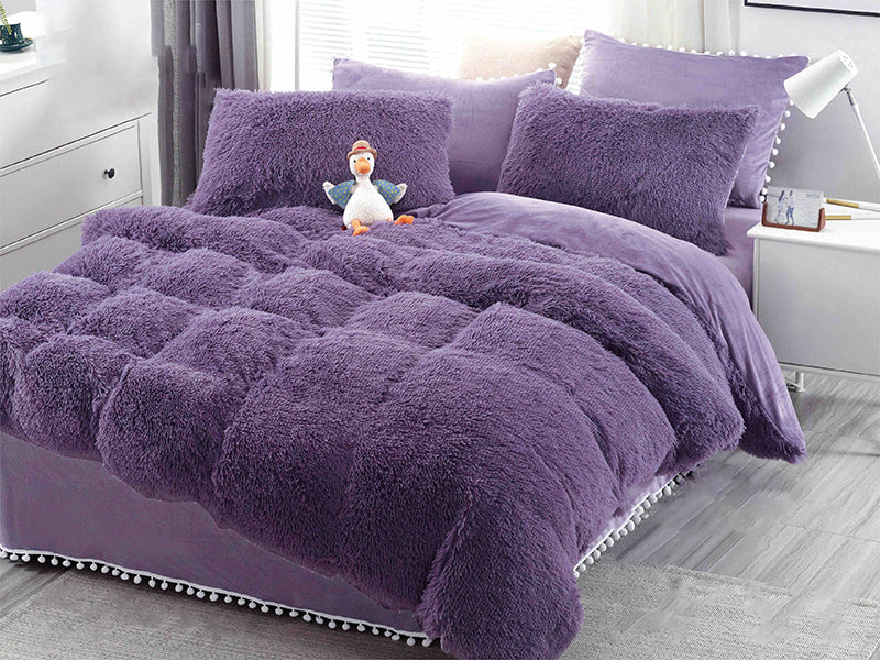 Едноцветен пухкав спален комплект Shaggy – лилаво