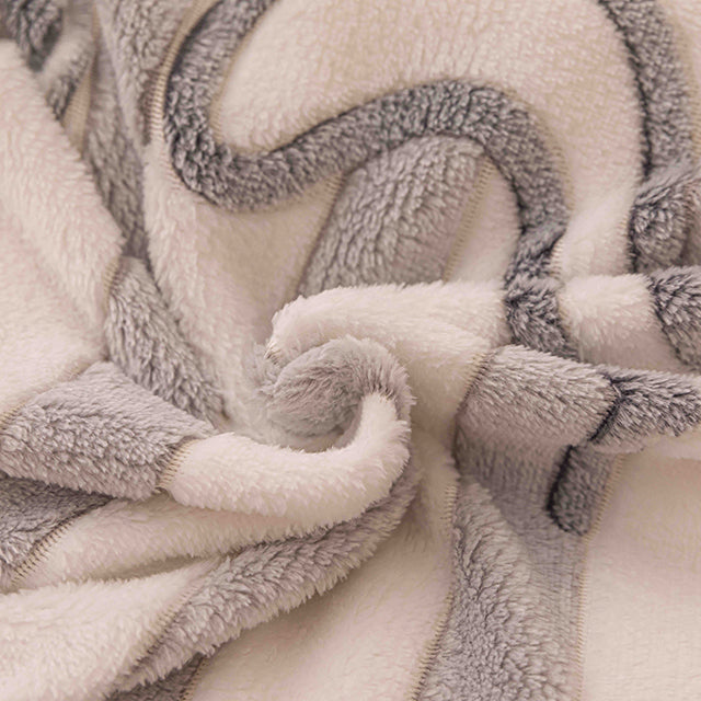 Спално бельо Cocolino - сиво на ленти с котенца и лапички