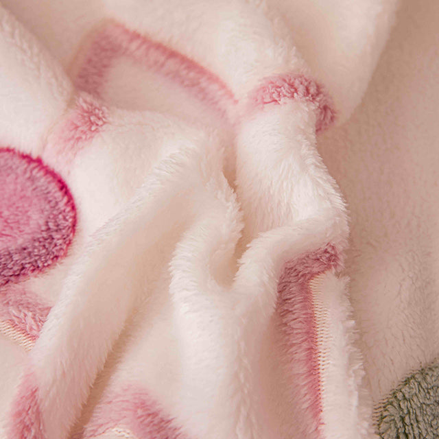 Спално бельо с ластик Cocolino – бежово с панди, ягодки и звездички