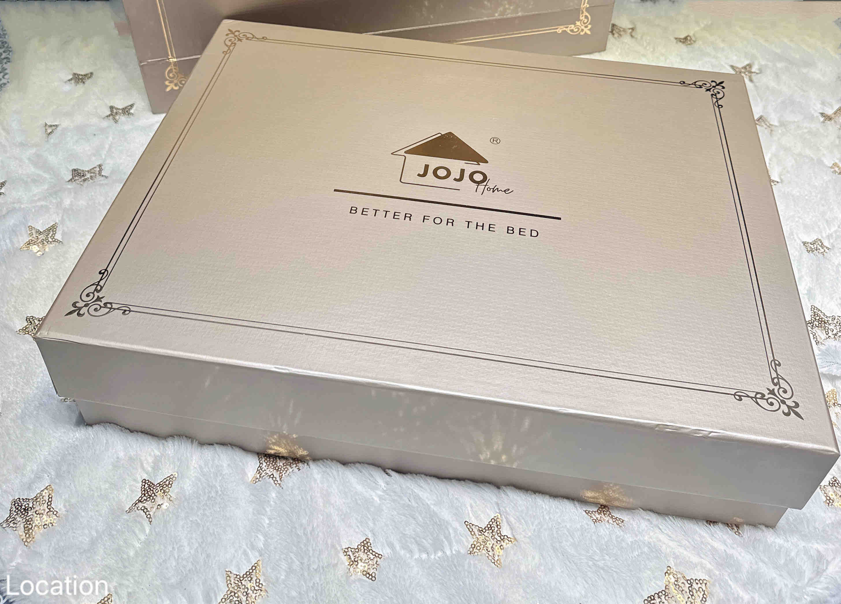 Спално бельо от бархет с ластик - бяло и розово с цветя 