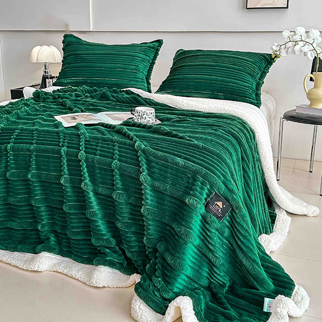 Пухкав комплект шерпа с цип от 3 части - зелен цвят