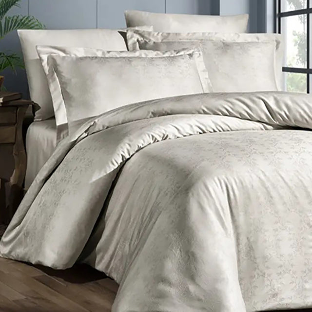 Луксозно спално бельо от Жакард Сатен - Amore Champagne