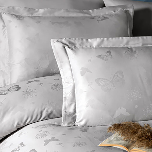 Луксозно спално бельо от Жакард Сатен - Corina Sand