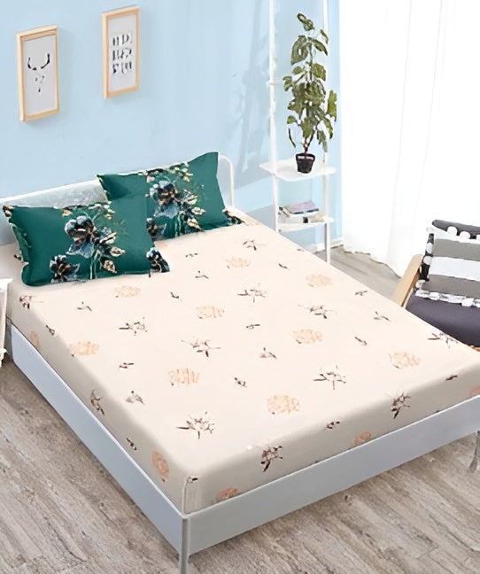 Спално бельо с ластик - тъмнозелено и цвят крем с цветя