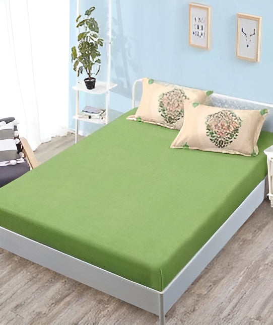 Спално бельо с ластик - бежово и зелено с интересни орнаменти