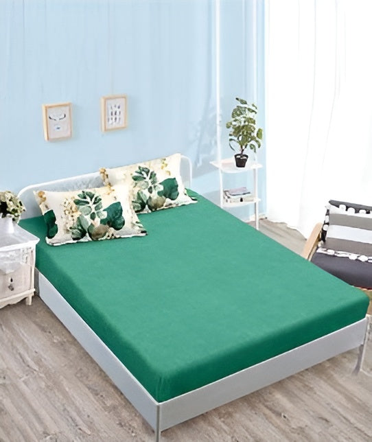 Спално бельо с ластик - цвят крем и зелено с листа