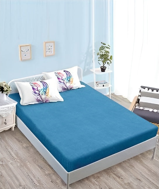 Спално бельо с ластик - бяло и синьо с шарени перца