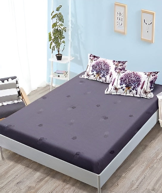 Спално бельо с ластик - бяло и лилаво с глухарчета и пеперуди