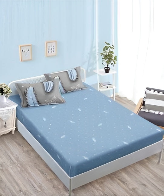 Спално бельо с ластик - сиво и синьо с пера и пеперуди