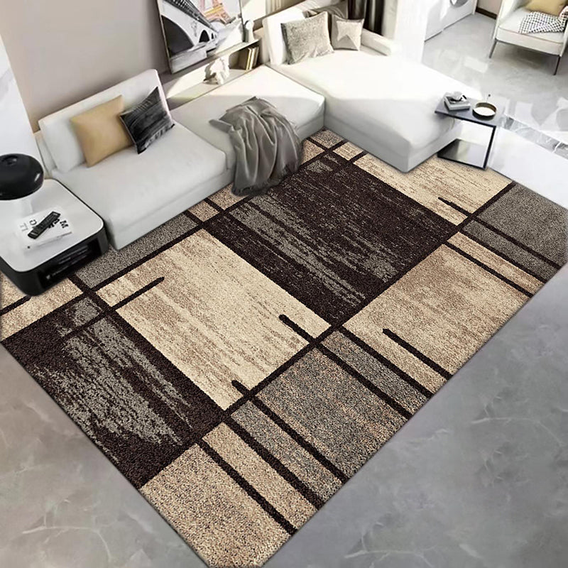 Килим – бежово и кафяво