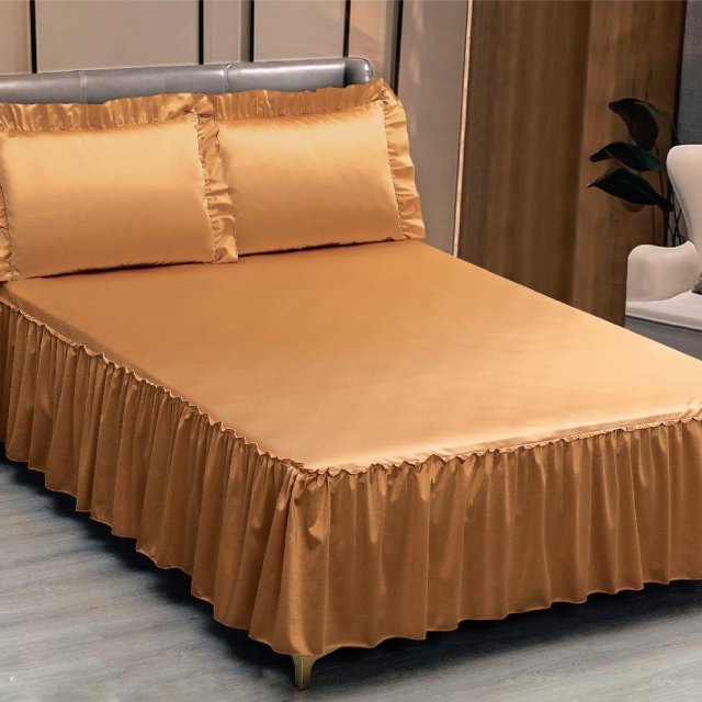 Покривало за спалня – цвят медено-златно