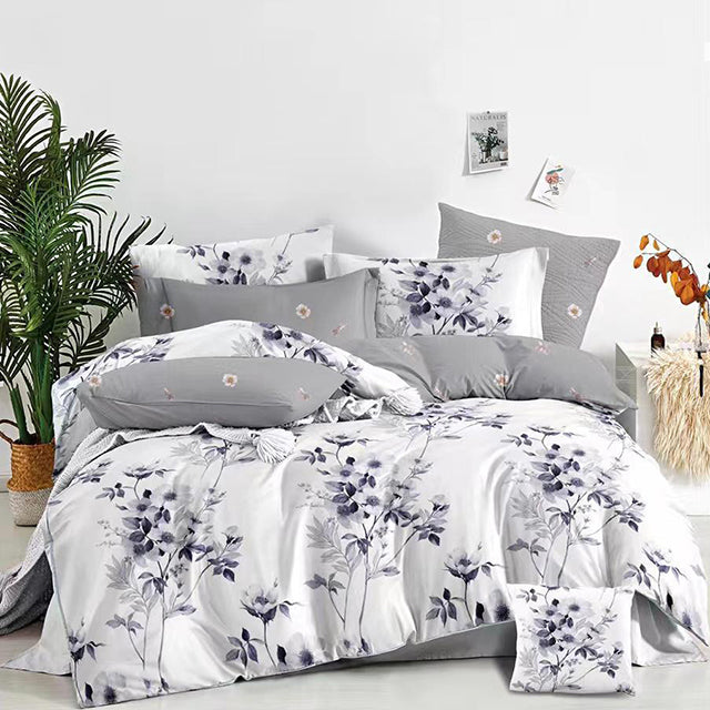 Спално бельо от 100% памук – бяло и сиво с цветенца